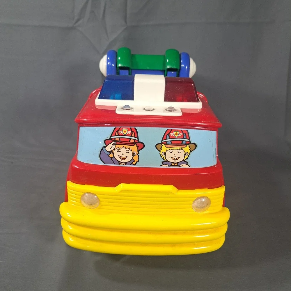VTG RadioShack RSFD Fire Truck Toy Red 60-2765 Retro Kids‎ Play Vehicle 90s